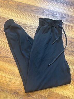 Lululemon Keep Moving Jogger